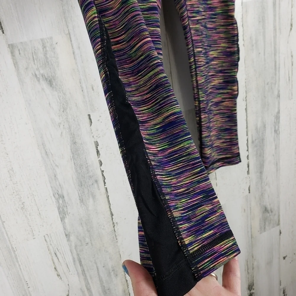 Zella colorful pinstripe cropped leggings small